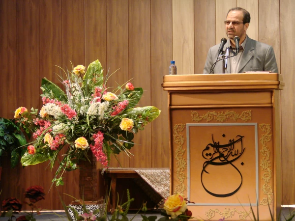 آیین آغاز سال تحصیلی جدید دانشجویان جدید الورود بهمن 92 4