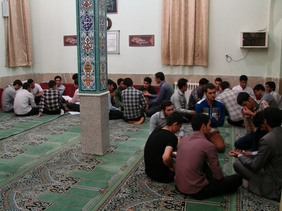 بازدید مسئول بسیج دانشجویی استان سمنان از حلقه های صالحین 6