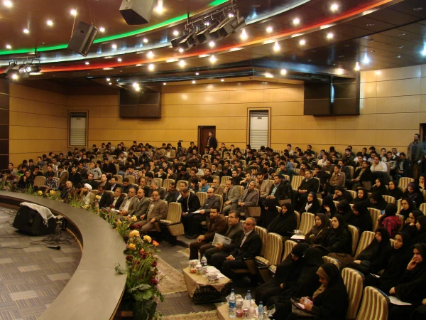 برگزاری یادواره شهدای دانشجو معلم پردیس شهید رجایی سمنان 3