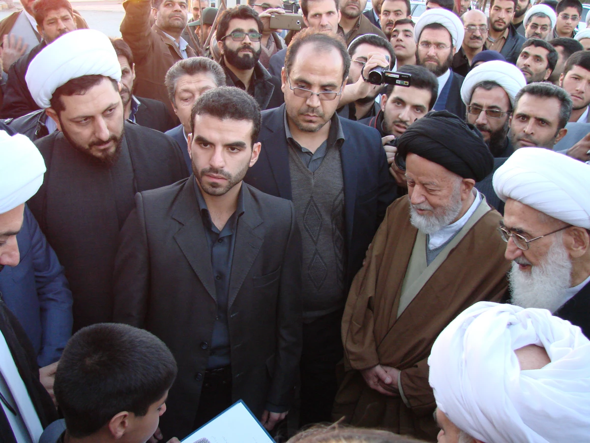 استقبال از آیت الله نوری همدانی1