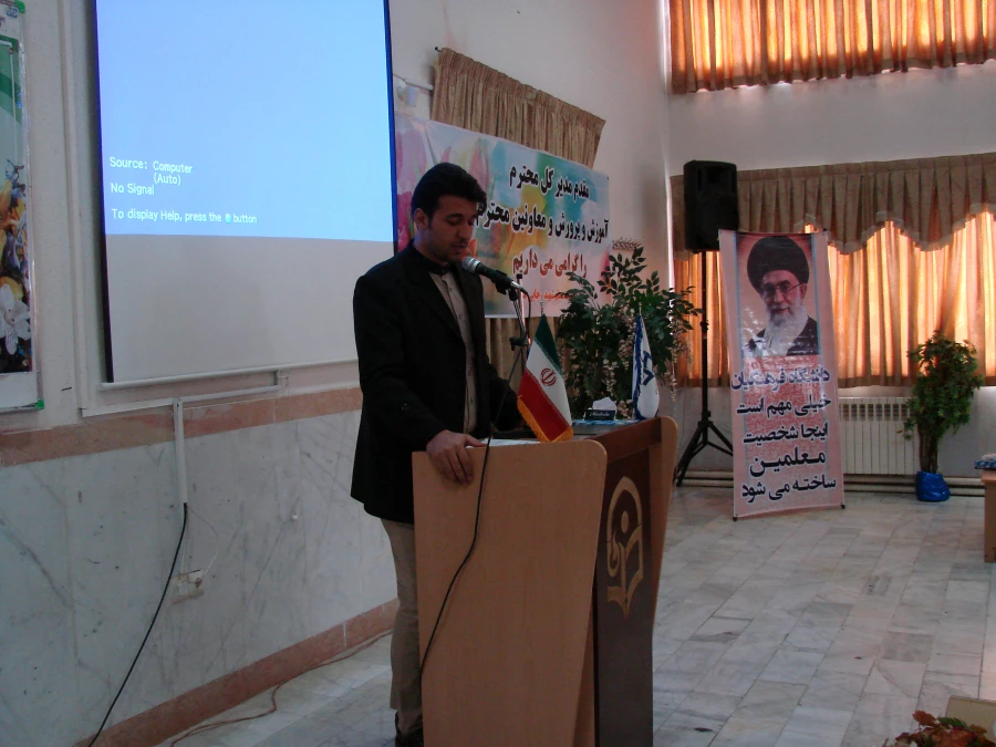 برگزاری مراسم استقبال از دانشجویان جدید الورود 93 6