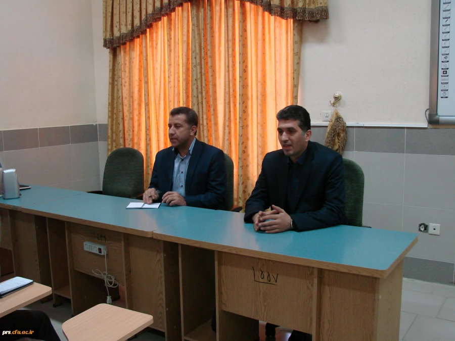 جلسه دکتر حسینی معاونت محترم دانشجویی با نمایندگان صنوف و تشکل های دانشجویی 5