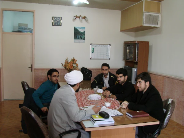 جلسه نشریه رهروان بصیرت با مسئول نهاد 3