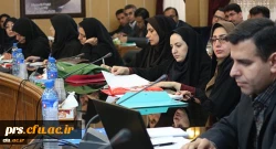 112303_4215658366_555_300