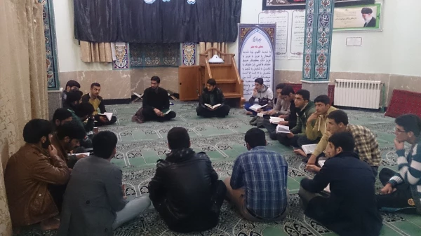 جلسه هفتهگی قرآئت قرآن وحفظ سوره یس کانون قرآن و عترت 2