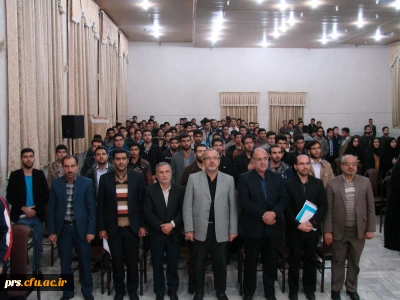 بازدید سردار شاهچراغی از نمایشگاه عکس و پوستر بسیج