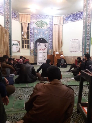 جلسه گفتمان دانشجویی با موضوع مجلس خبرگان توسط دفتر نهاد مقام معظم رهبری 3