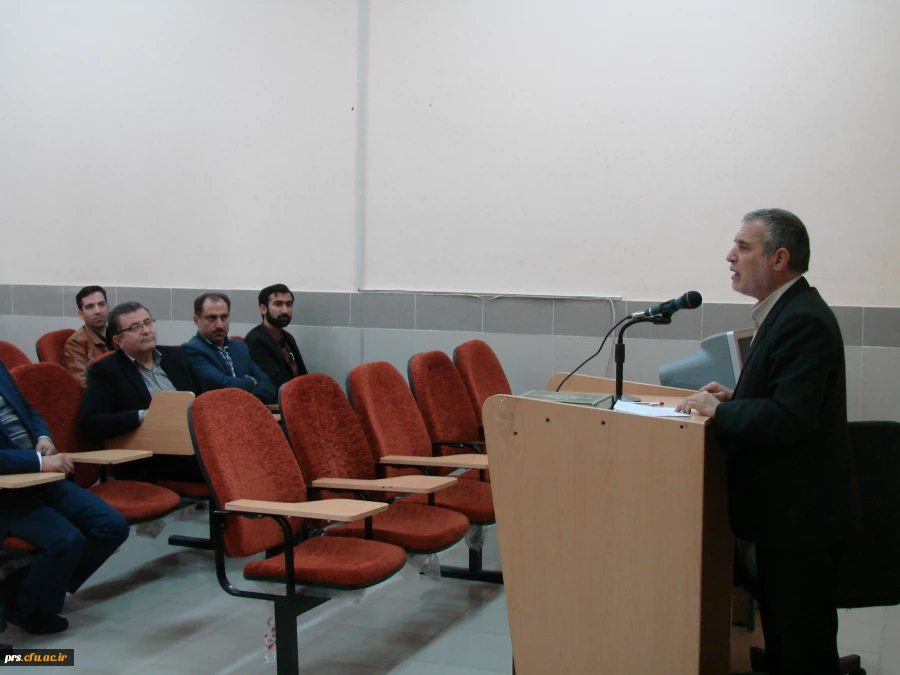 برگزاری جلسه مشترک کارکنان پردیس شهید رجایی و الزهرا(س)
در این جلسه دکتر دانشجو؛مدیریت پردیس های استانی دانشگاه فرهنگیان سمنان و دکتر پاکنظر؛سرپرست پردیس الزهرا(س) به بیان نقاط ضعف و قوت دانشگاه در حوزه های فرهنگی؛آموزشی؛اداری و... پرداختند و بر لزوم تعا