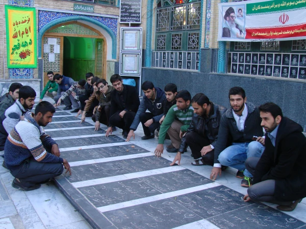 زیارت قبور مطهر شهدا به مناسبت ایام الله دهه فجر 6