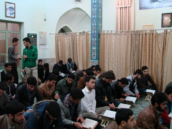 محفل انس با قرآن با حضور استاد تجلی ،گرامیداشت ایام الله دهه فجر 3