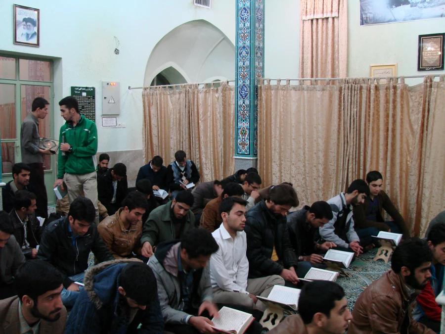 محفل انس با قرآن با حضور استاد تجلی ،گرامیداشت ایام الله دهه فجر 3