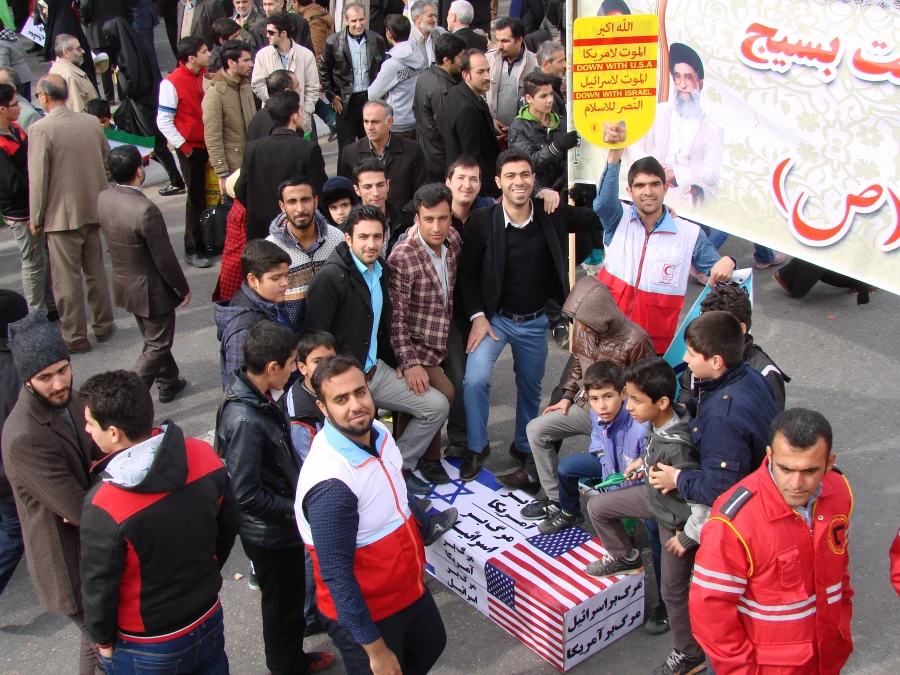 راهپیمایی 22 بهمن 6