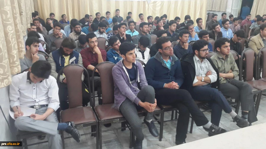 کارگاه آموزشی انجمن پژوهشگری و کانون انشاءو نویسندگی  4