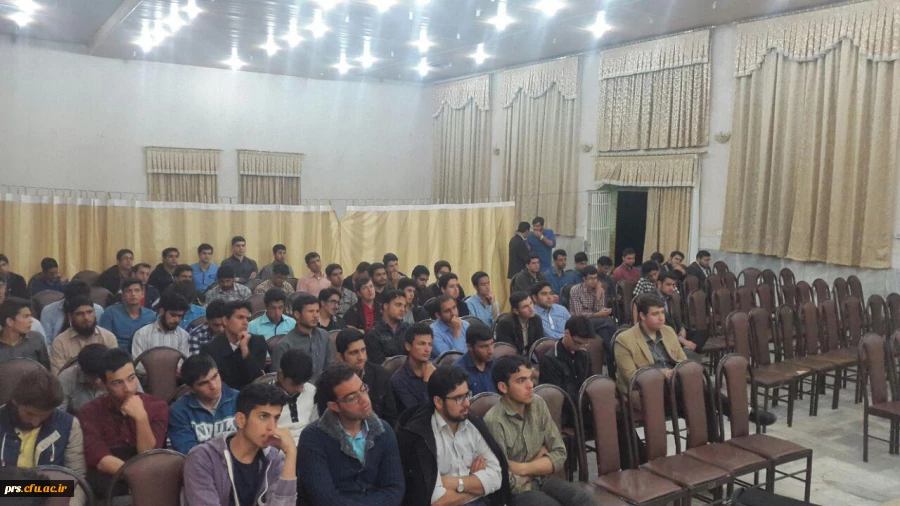 کارگاه آموزشی انجمن پژوهشگری و کانون انشاءو نویسندگی  5