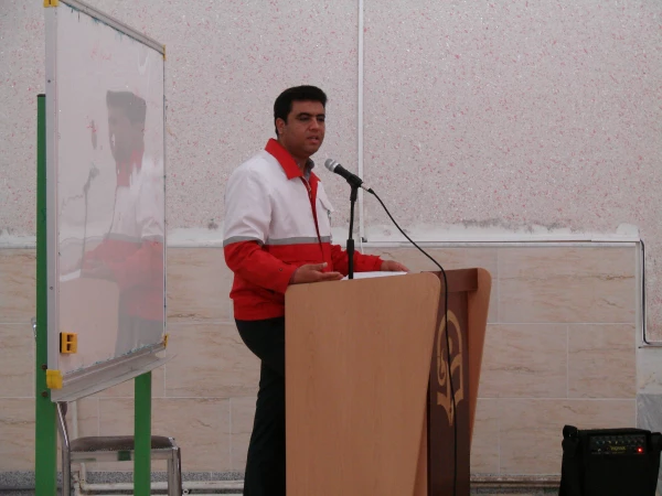 کارگاه آموزشی حوادث و بلایای طبیعی (کانون هلال احمر ) 2