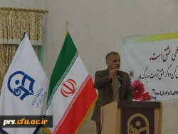 استاندار سمنان در مراسم بزرگداشت مقام معلم:
اولین انگیزه معلمی عشق است اگر انسان عاشق دانش آموزان نباشد موفق نخواهد بود و این روحیه موفق آمیزی خواهد بود 5