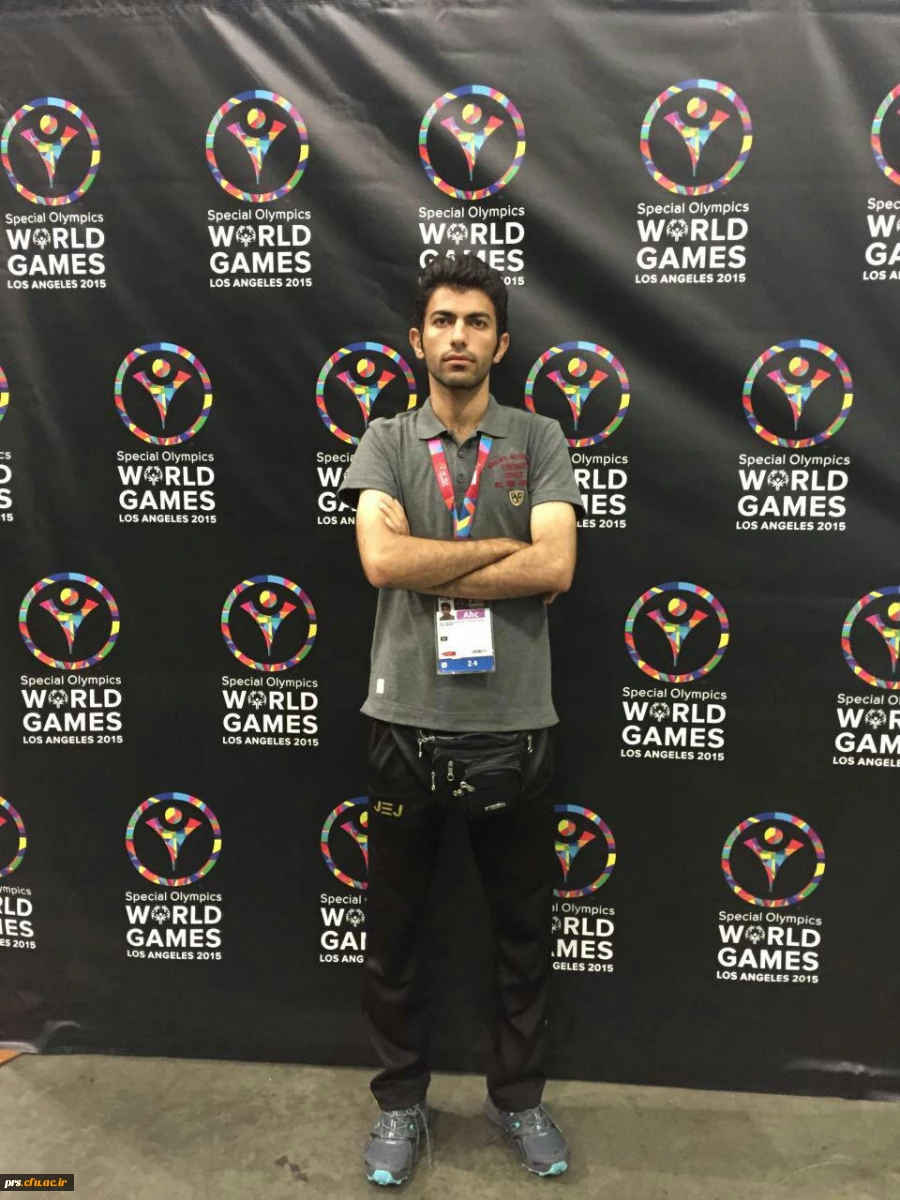 کسب مقام دوم رشته بدمینتون دانشجو معلم آقای سید مسعود سیدمومنی 2