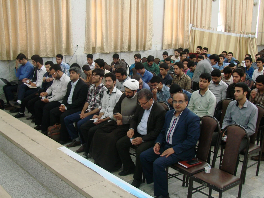 جشن ولادت حضرت علی اکبر علیه السلام و تقدیر ازبرگزیدگان جشنواره و فعالین فرهنگی به مناسبت روز جوان 3