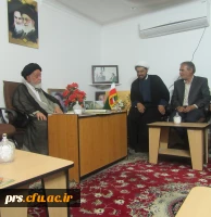 دیدار سرپرست مدیریت استانی،مسئول نهاد نمایندگی ،کارکنان و تعدادی از دانشجویان با نماینده ولی فقیه در استان 4