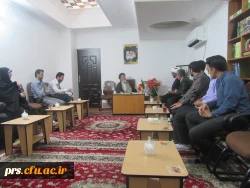 دیدار سرپرست مدیریت استانی،مسئول نهاد نمایندگی ،کارکنان و تعدادی از دانشجویان با نماینده ولی فقیه در استان 5