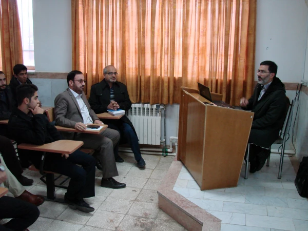 جلسه توجیهی هسته گزینش  اداره کل آموزش و پرورش استان برای دانشجومعلمان ورودی 94 و 95 2