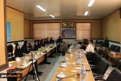 حضور مدیر پردیس های استانی سمنان به عنوان یکی از اساتید مدعو در جلسه ی هم اندیشی درس پژوهی اداره آموزش و پرورش سمنان به میزبانی دبستان زحمتکش