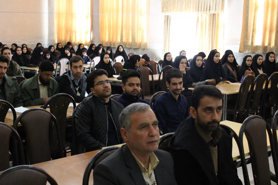 گردهمایی دبیران و اعضا شورای مرکزی کانون ها، انجمن ها و تشکلات دانشجویی پردیس های استان با حضور مدیریت استان 3