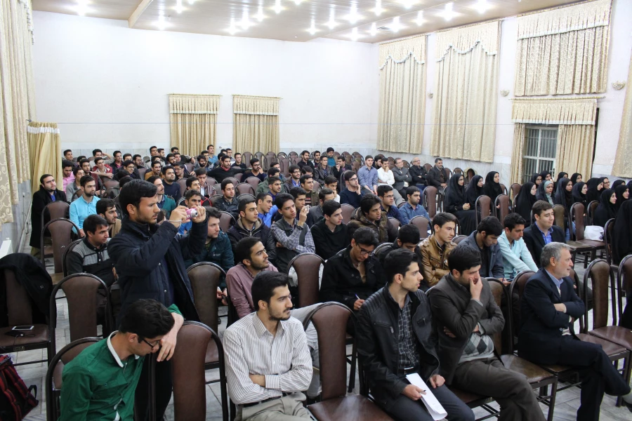 برگزاری کرسی آزاداندیشی  3