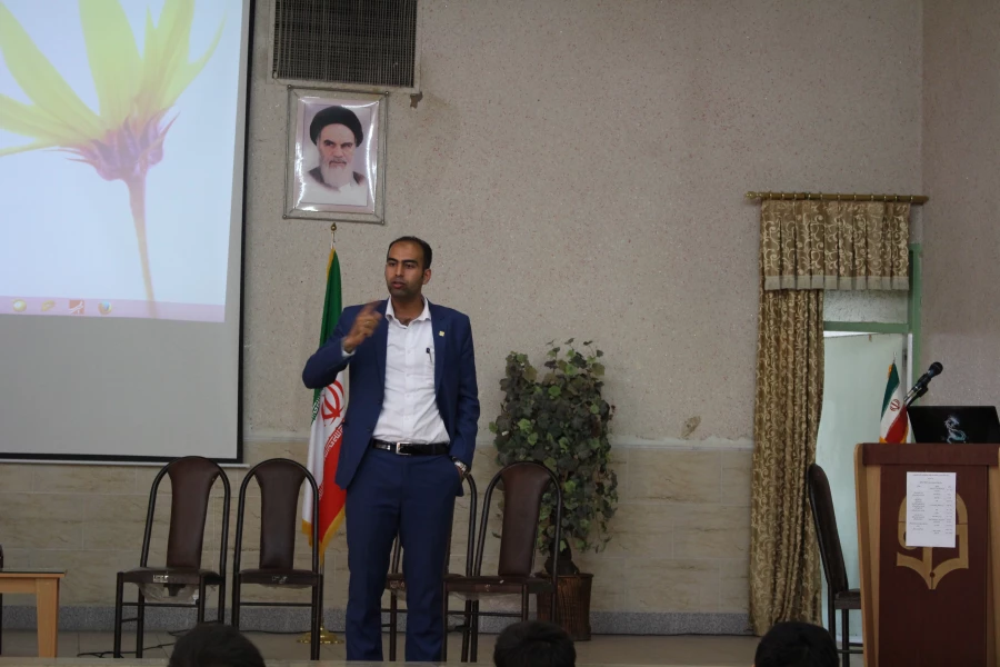 کارگاه آموزشی راهنمایی خودمراقبتی جوانان توسط اموردانشجویی و کانون سلامت  4