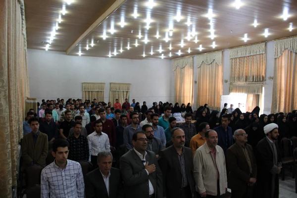 برگزاری مناظره 
 2