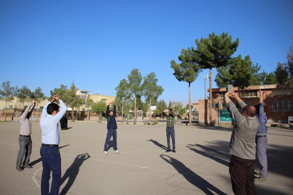 ورزش صبحگاهی کارکنان به مناسبت اولین روز هفته تربیت بدنی 4