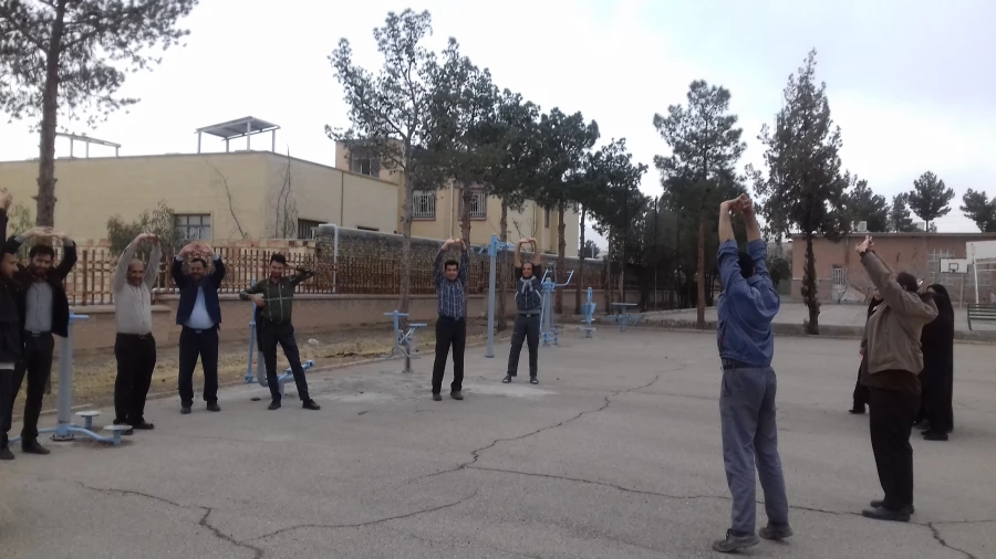 هر هفته چهارشنبه و ورزش صبحگاهی 4