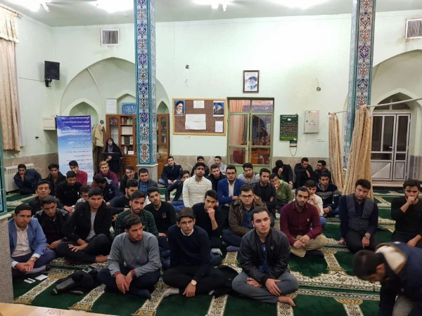 شست صمیمی و پرسش و پاسخ سرپرست محترم مدیریت امور پردیس های استان سمنان با دانشجو معلمان پردیس شهید رجایی 2