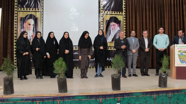 روز درختکاری در پردیسس شهید رجایی 5