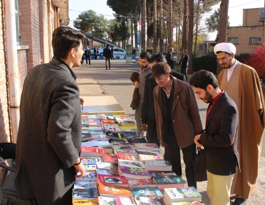 برگزاری نمایشگاه کتاب  6