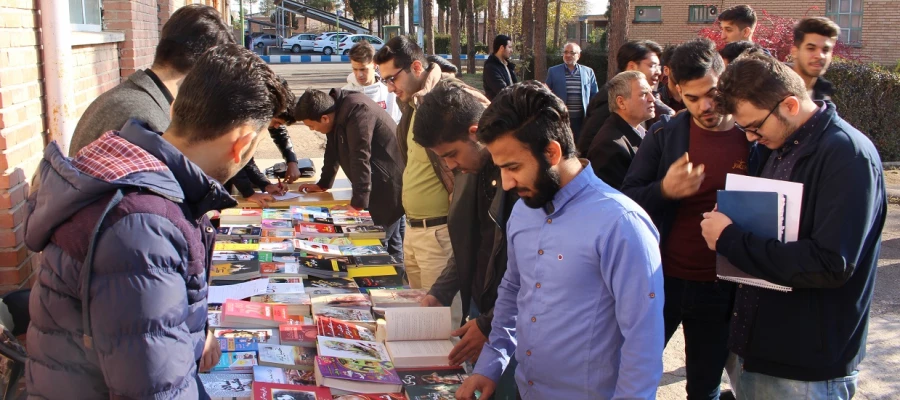 برگزاری نمایشگاه کتاب  7